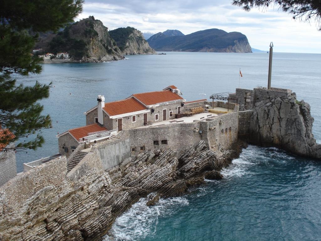 Djedovic Apartment Petrovac
